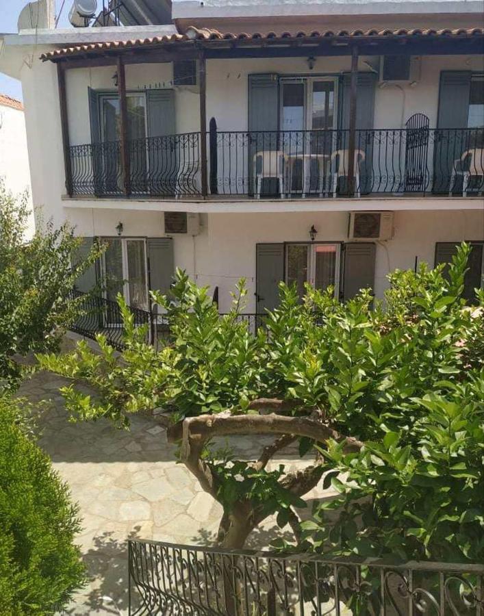 Pension Nikolas Skiathos-stad Buitenkant foto