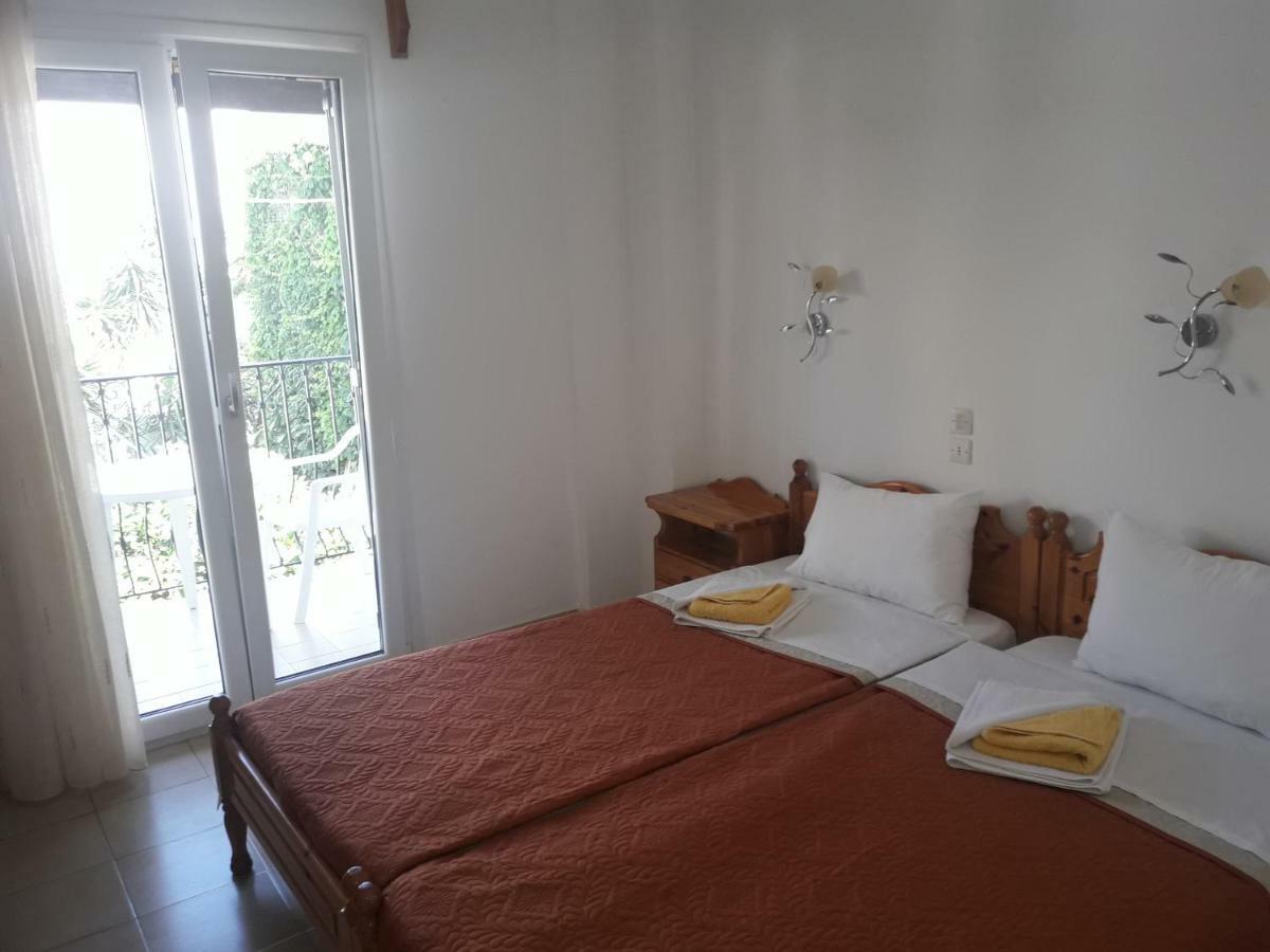 Pension Nikolas Skiathos-stad Buitenkant foto
