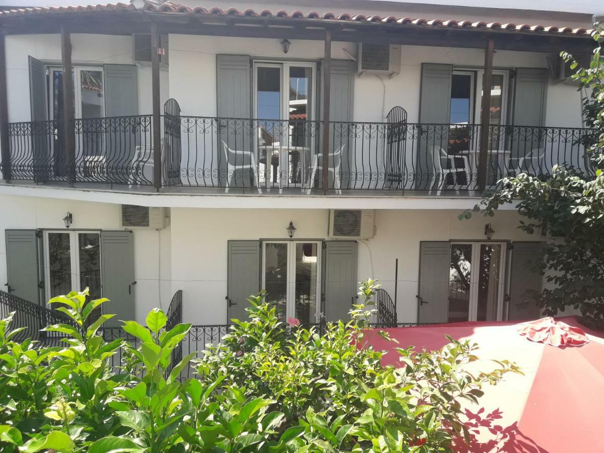 Pension Nikolas Skiathos-stad Buitenkant foto
