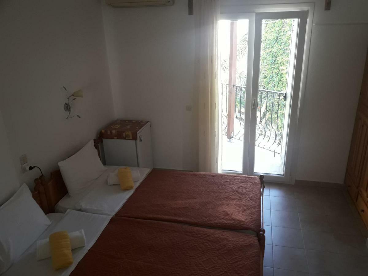 Pension Nikolas Skiathos-stad Buitenkant foto
