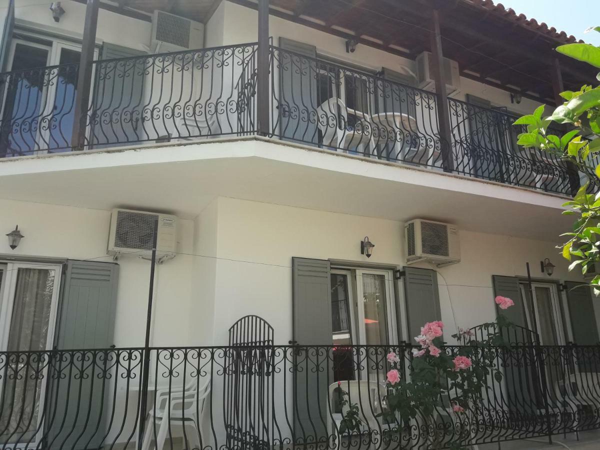 Pension Nikolas Skiathos-stad Buitenkant foto